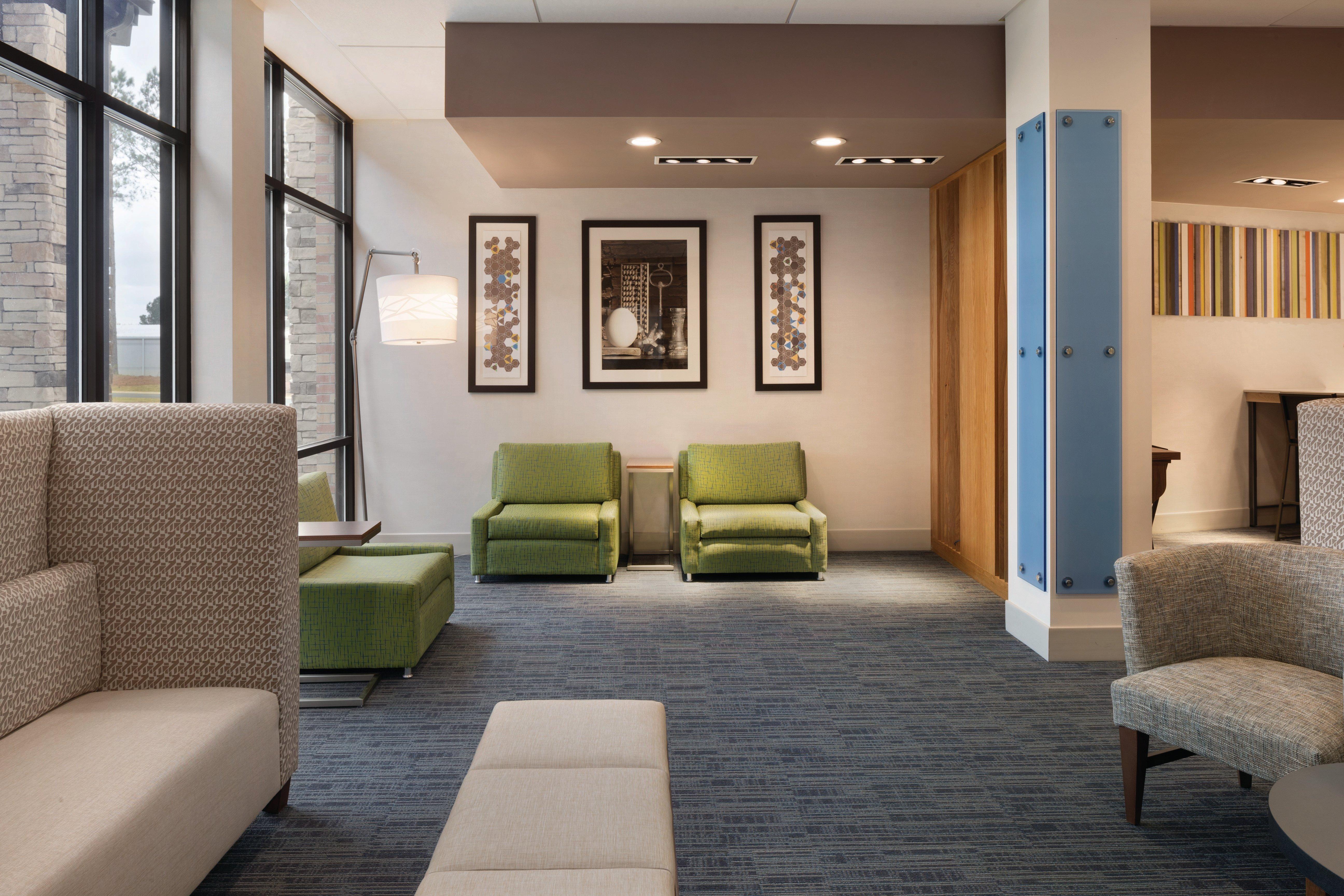 Holiday Inn Express Atlanta Sw - Newnan By Ihg Exterior photo