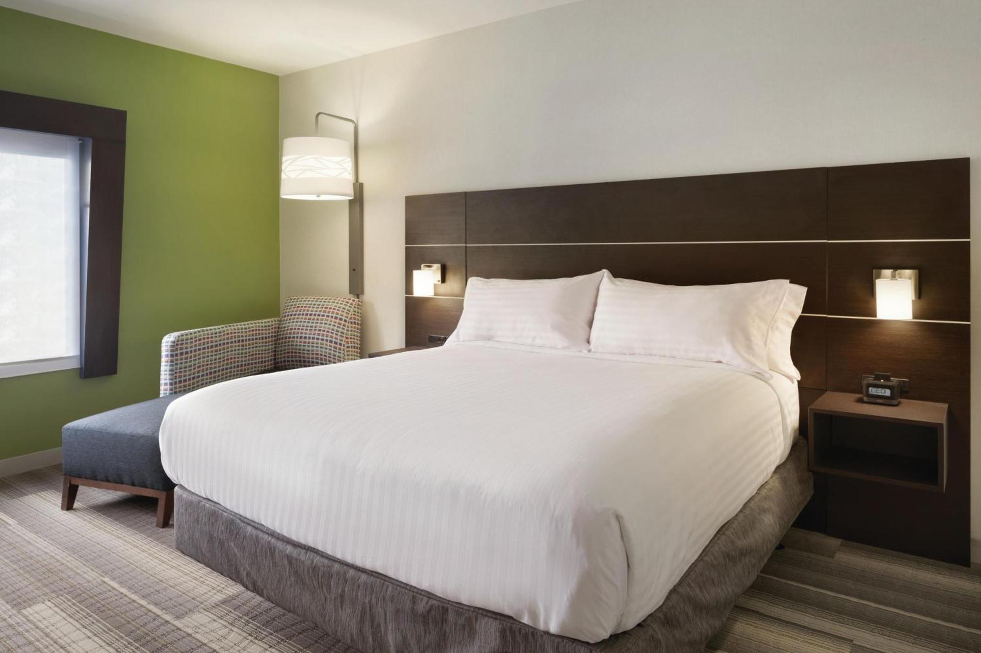 Holiday Inn Express Atlanta Sw - Newnan By Ihg Exterior photo